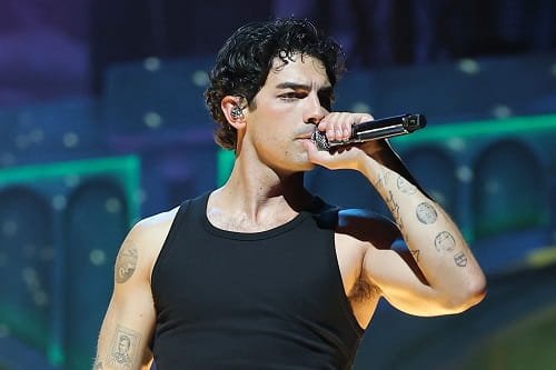 Is Joe Jonas Divorced Or Married?